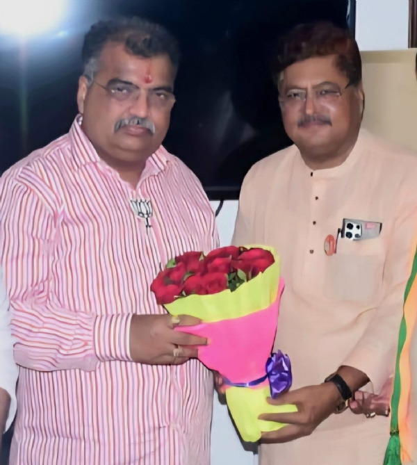 रविंद्र चव्हाण शिवराय कुळकर्णी
