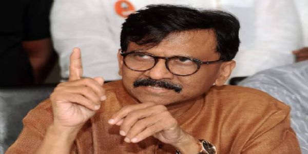 ठाकरे बंधूंच्या मेळाव्यासाठी मोदी आणि एकनाथ शिंदेंना निमंत्रण