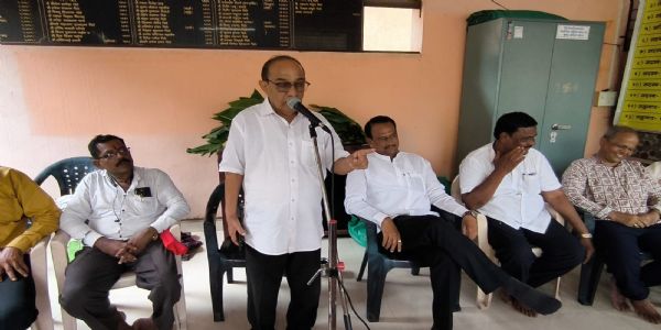 रत्नागिरी : पाचाडच्या चिलेवाडीत श्रमदानातून सात बंधारे, वृक्षलागवड