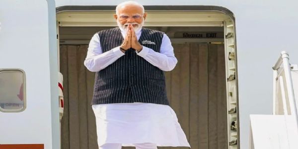 पंतप्रधान 5 देशांच्या दौऱ्यावर रवाना