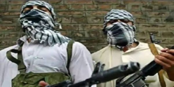 पश्चिम आफ्रिकेत अल कायदाच्या दहशतवाद्यांकडून तीन भारतीयांचे अपहरण