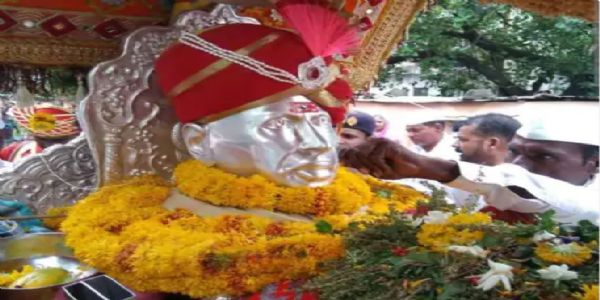 संत गजानन पालखी सोहळ्याचे माचणूर मध्ये दिमाखात स्वागत