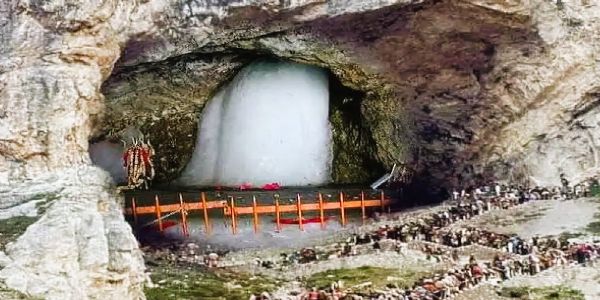 पावसामुळे अमरनाथ यात्रा तात्पुरती स्थगित