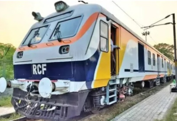 गणेशोत्सवात खेडसाठी, चिपळूण  मेमू ट्रेन ऐवजी पारंपरिक गाड्या चालवाव्यात