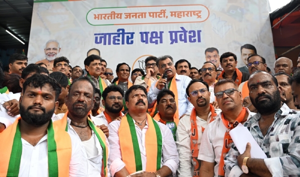 जालन्याचे काँग्रेसचे माजी आमदार कैलास गोरंट्याल यांचा समर्थकांसह भाजपा मध्ये प्रवेश