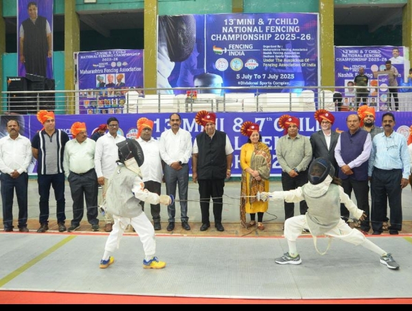राष्ट्रीय तलवारबाजी स्पर्धेला मोठ्या उत्साहात सुरवात.