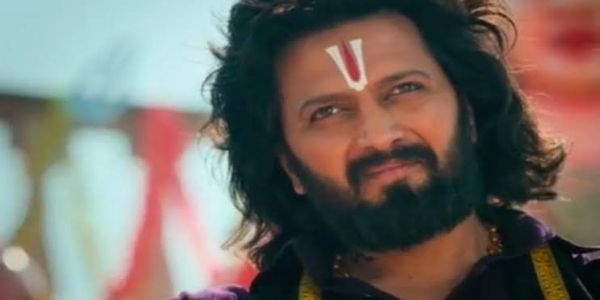 आषाढी एकादशीच्या निमित्तानं अभिनेता रितेश देशमुखनं दिल्या शुभेच्छा