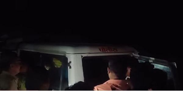 नेरळमध्ये अंमली पदार्थ बनवणाऱ्यांवर कारवाई, पाच जण ताब्यात
