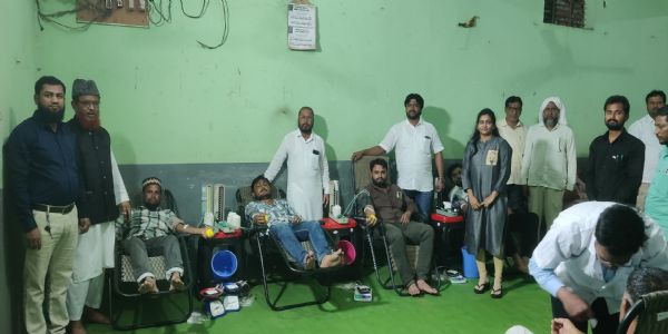 परभणी : जिंतूरातील शिबीरात 925 दात्यांनी केले रक्तदान