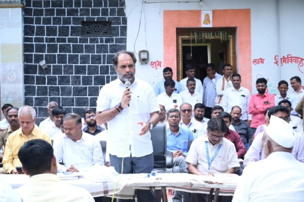 पांढरवाडी बैठक