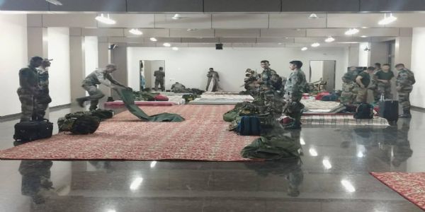 नांदेड : धर्माबाद नागरिकांनी एनडीआरएफ जवानांची केली व्यवस्था