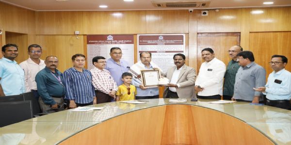 छ.संभाजीनगर - परीक्षा सहाय्यक सलीम मकराणी यांचा निरोप समारंभ