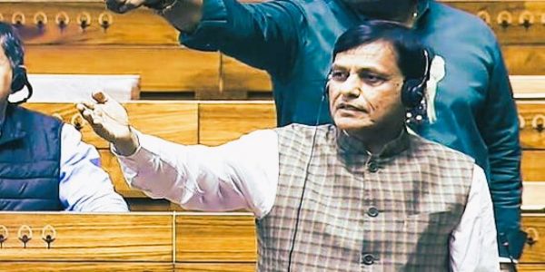 मणिपूरमध्ये राष्ट्रपती राजवटीला 6 महिन्यांची मुदवाढ