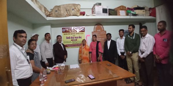 नालासा वीर सहाय्यता योजना अंतर्गत विधी सेवा मदत कक्षाचे परभणीत उद्घाटन