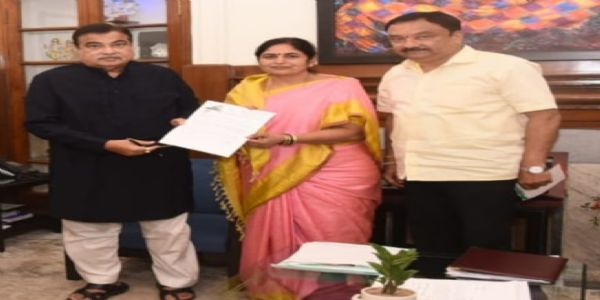 पाथर्डी फाटा चौकात भुयारी मार्ग करा : सीमा हिरे
