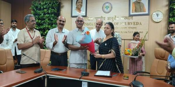 प्रा. प्रदीप कुमार प्रजापती यांनी अखिल भारतीय आयुर्वेद संस्थेच्या संचालकपदाचा स्वीकारला कार्यभार