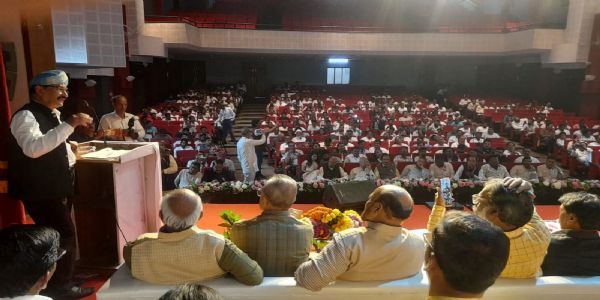 डिजिटल मीडिया पत्रकांराच्या प्रश्नासाठी रस्त्यावर उतरू – एस.एम.देशमुख