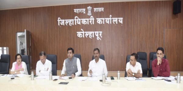 सेवा पंधरवडा कालावधीत सर्वांनी समर्पित भावनेने काम करा :  कोल्हापूर जिल्हाधिकारी