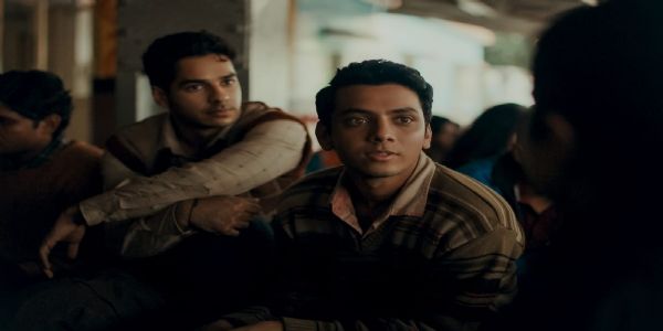 भावनांनी आणि नाट्यमयतेने परिपूर्ण ‘होमबाउंड’चा ट्रेलर प्रदर्शित