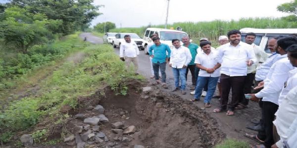 अतिवृष्टीमुळे झालेल्या नुकसानीचे आ. राजेश विटेकर यांनी केली पाहणी