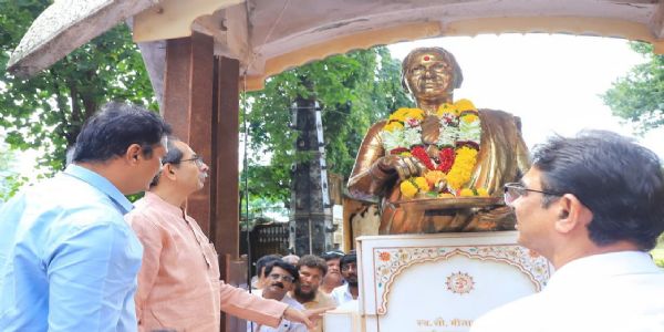 समाज कंटकांना महाराष्ट्र पेटवायचा असेल, उद्धव ठाकरेंनी व्यक्त केली भीती