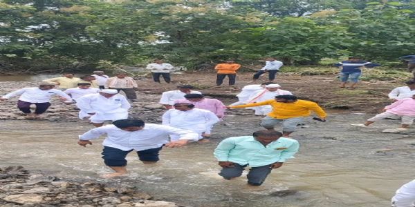 सिल्लोड तालुक्यात भाजप नेत्यांकडून पूरग्रस्त भागांची पाहणी
