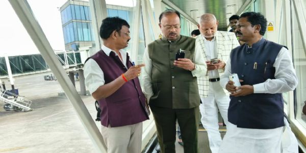 गडचिरोलीतील विविध विषयांवर डॉ. अशोक नेते यांनी घेतली मंत्री बावनकुळेंची भेट