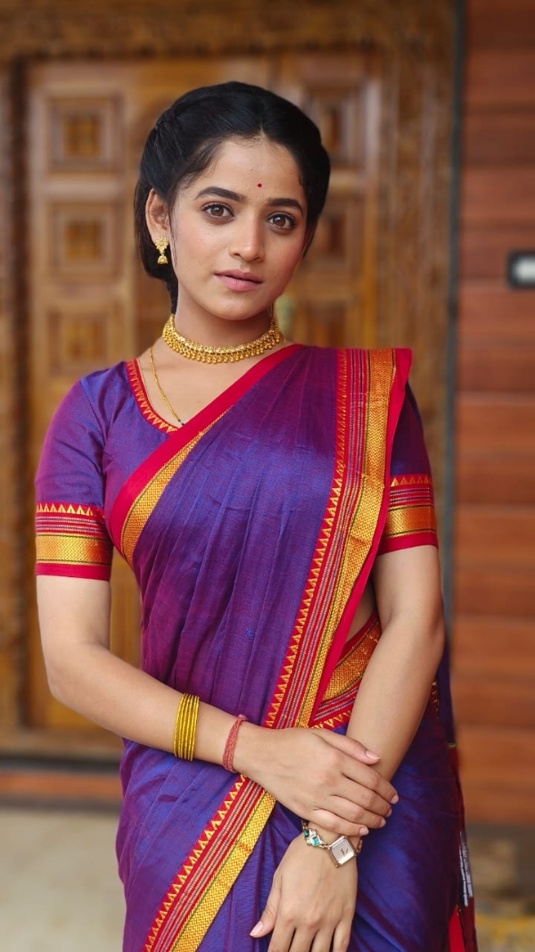 Zee Marathi serial Paru