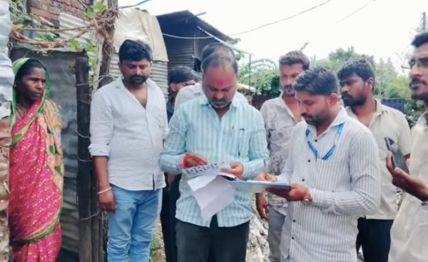 परभणी शहरात पावसामुळे बाधित कुटुंबांची पाहणी