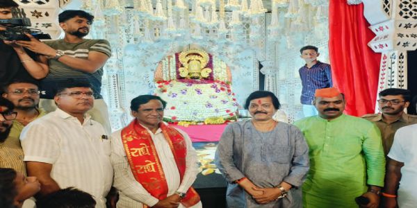 रावसाहेब दानवे, आ. जैस्वाल यांनी श्री खाटू श्याम बाबा प्रतिकृती देखाव्याचे दर्शन