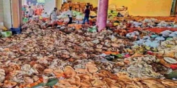 नवी मुंबईत भाकरी-चटणीचा महापूर; आंदोलनानंतर उरलेले अन्न गरजूंना दान