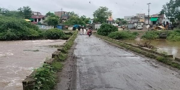 अमरावती : विसर्जनाकरिता भक्तांना प्रशासनाने सोडले वाऱ्यावर