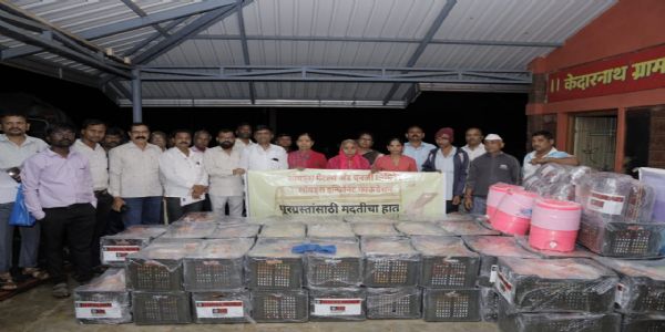 लॉईड्स इन्फिनिट फाउंडेशनने दिला पूरग्रस्तांना मदतीचा हात