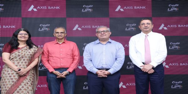 अ‍ॅक्सिस बँकेने देशातील पहिला गोल्ड-बॅक्ड क्रेडिट यूपीआयवर केला लाँच