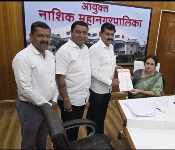 भाजपा मनपा जनता कामगार संघ युनियन च्या वतीने दिवाळी निमित्त 35 हजार सानुग्रह अनुदानाची मागणी.