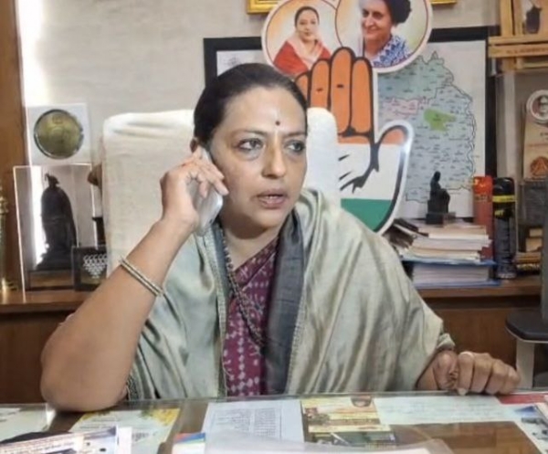 अमरावतीत अजित पवारांच्या वक्तव्यानंतर यशोमती ठाकूर यांचा घणाघात अमरावतीत अजित पवारांच्या वक्तव्यानंतर यशोमती ठाकूर यांचा घणाघात