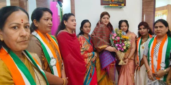 सुनील तटकरे व चाकणकर नांदेड शहर राष्ट्रवादीच्या कार्याध्यक्षांच्या निवासस्थानी