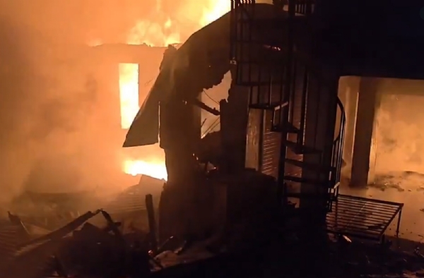 Massive Fire Arki Market