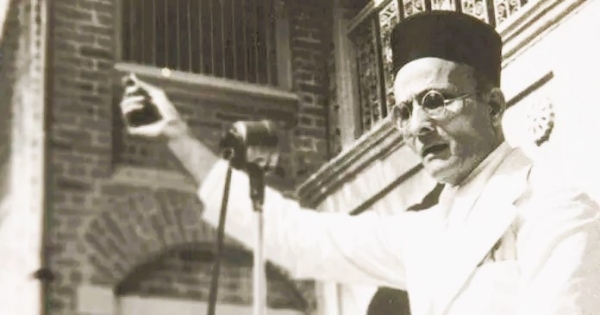 स्वातंत्र्यवीर वि.दा. सावरकरांचे संग्रहित छायाचित्र