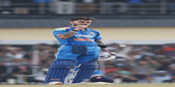 विराट कोहली आयसीसी वन-डे क्रमवारीत अव्वल स्थानी विराजमान