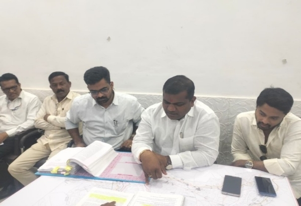 चिपळूणच्या बांधकाम व्यावसायिकांची बैठक