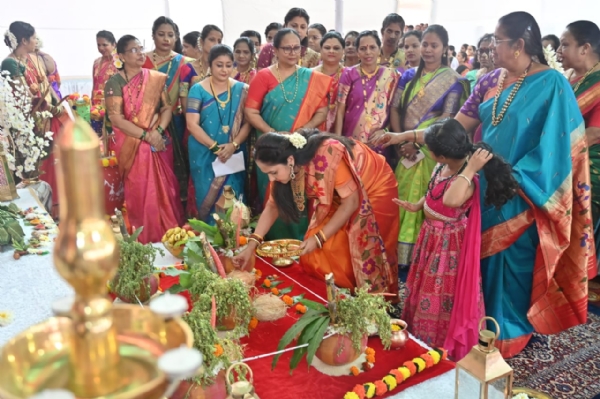 हजारो महिलांच्या उपस्थितीत ‘सौभाग्याचं लेणं’ कार्यक्रम साजरा