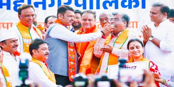 राज्यात महायुतीचा झेंडा; 29 पैकी 25 महापालिकांवर सत्ता