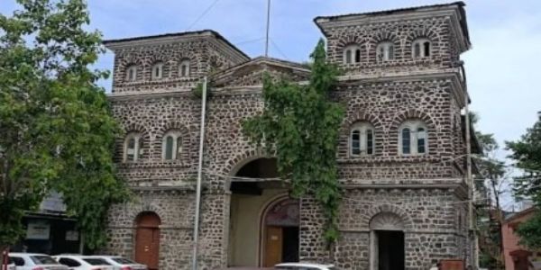 अकोल्यात भाजप एक नंबर वर तर काँग्रेस दुस-या