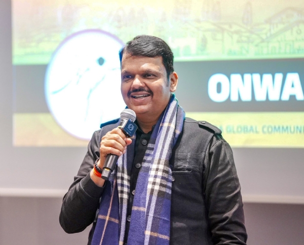 मुख्यमंत्री फडणवीस 5 दिवसांच्या दावोस दौऱ्यावर रवाना