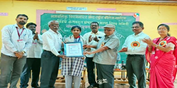 रत्नागिरी : नाणीज विद्यामंदिरात साहित्यिक भेट कार्यक्रम