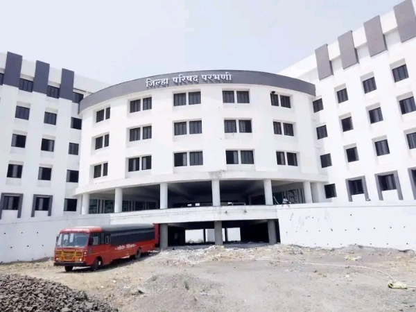 On Monday, 8 applications were filed in Parbhani tehsil.