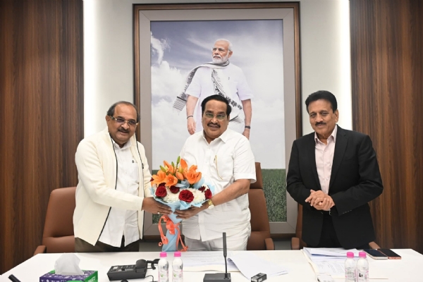 महाजन विखे पाटील