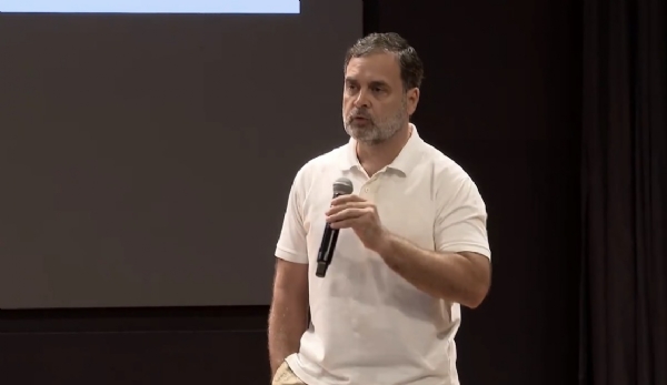 राहुल गांधी