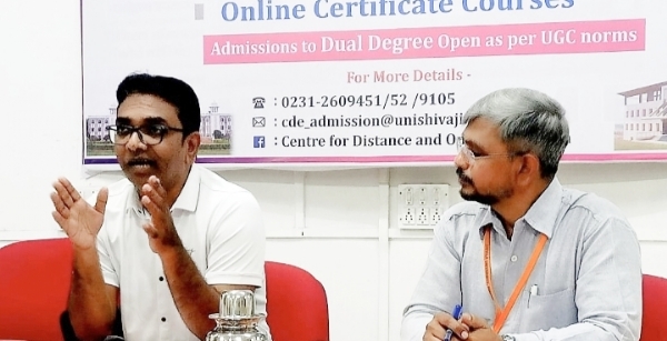 शिवाजी विद्यापीठात डॉ. अलोक जत्राटकर यांचे व्याख्यान